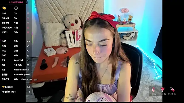 Snapshot of Mia_Victoria22 chatting on 07.09.26 Mia Victoria22 online show from 07.09.26