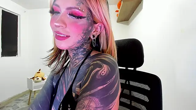 Snapshot of Nickidoll66- chatting on 05.16.26 Nickidoll66- online show from 05.16.26