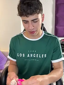 AdrianRinaldi online show from 11.11.25