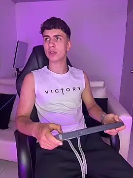 AdrianRinaldi online show from 02.09.26