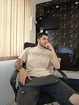 Snapshot of Rafael_Mendezz chatting on 07.02.26 Rafael Mendezz online show from 07.02.26