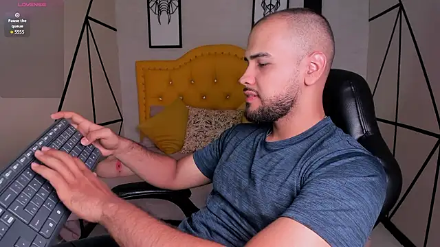 Snapshot of Marcus_Soler chatting on 03.07.26 Marcus Soler online show from 03.07.26