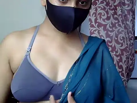 Snapshot of Bady__Riya chatting on 09.19.25 Bady  Riya online show from 09.19.25