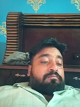 Snapshot of Raju_fuckerr chatting on 10.22.25 Raju fuckerr online show from 10.22.25