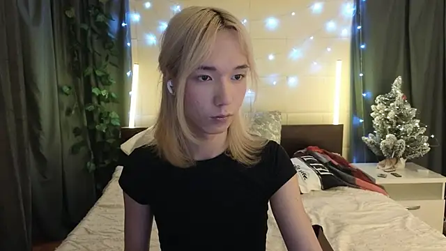 Snapshot of okerriella chatting on 01.11.26 okerriella online show from 01.11.26