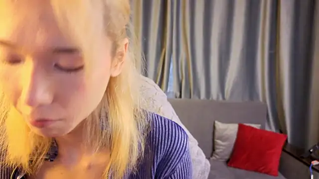 Snapshot of okerriella chatting on 01.15.26 okerriella online show from 01.15.26