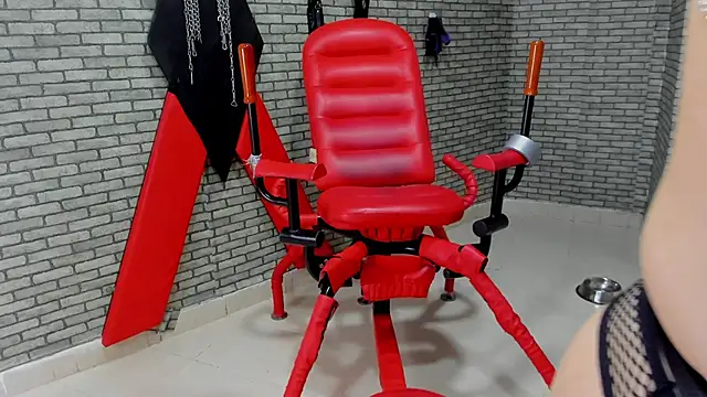 Snapshot of ariel_bdsm chatting on 09.26.25 ariel bdsm online show from 09.26.25