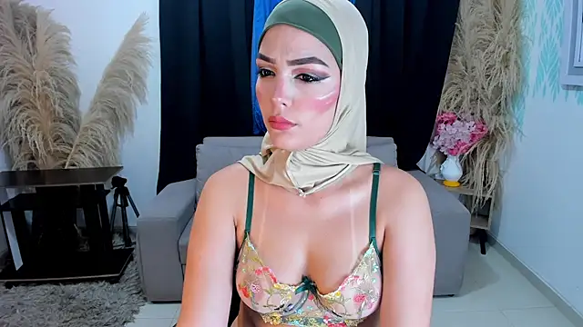 Snapshot of SofiaRivera1 chatting on 07.31.26 SofiaRivera1 online show from 07.31.26