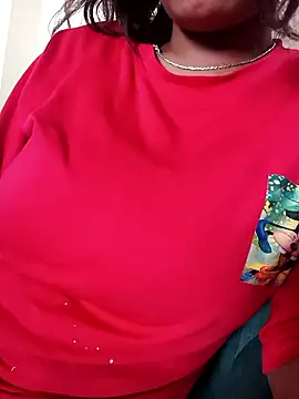 Snapshot of kissujaan chatting on 10.11.25 kissujaan online show from 10.11.25