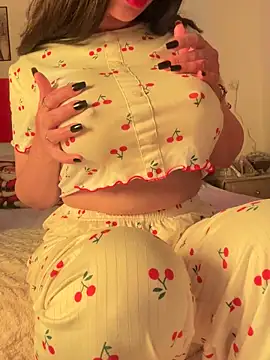 OnlyRima online show from 11.23.25