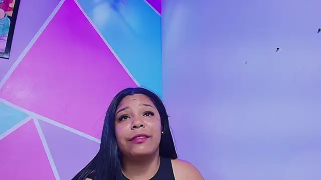 naomi campbel  online show from 04.08.26