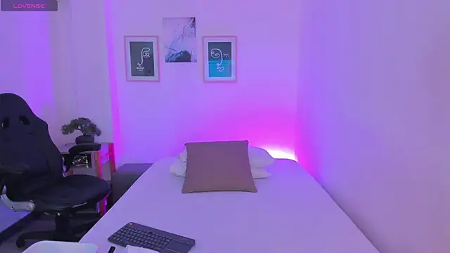 Anastasia lauren online show from 12.04.25