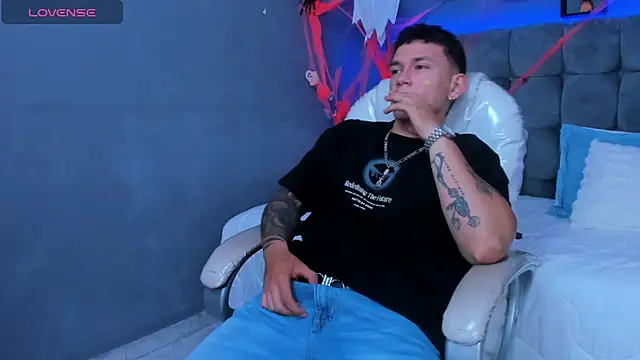 Thomas moon online show from 11.03.25