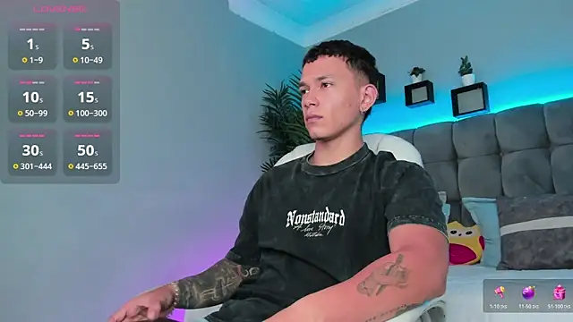Snapshot of Thomas_moon chatting on 05.28.26 Thomas moon online show from 05.28.26