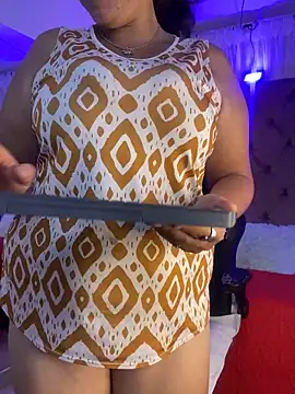 Snapshot of Sussan__ chatting on 04.24.26 Sussan online show from 04.24.26