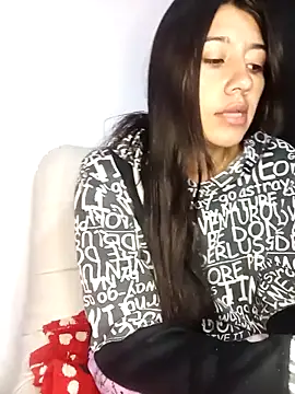 Snapshot of Madow_Lu chatting on 10.02.25 Madow Lu online show from 10.02.25