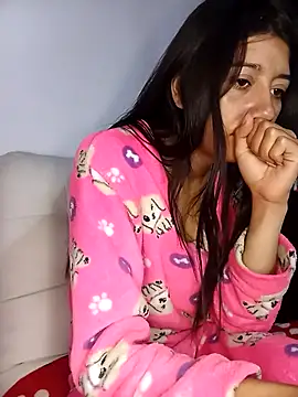 Snapshot of Madow_Lu chatting on 10.03.25 Madow Lu online show from 10.03.25