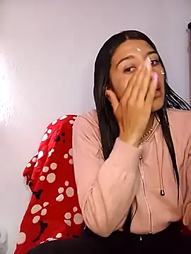 Snapshot of Madow_Lu chatting on 10.09.25 Madow Lu online show from 10.09.25