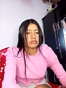 Snapshot of Madow_Lu chatting on 10.11.25 Madow Lu online show from 10.11.25