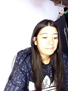 Snapshot of Madow_Lu chatting on 10.16.25 Madow Lu online show from 10.16.25