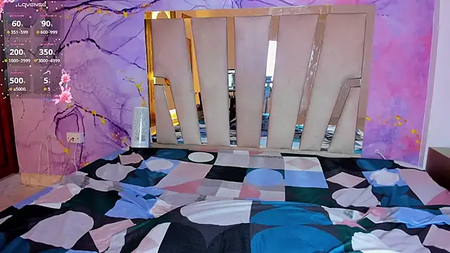 Snapshot of Elowen_Clark chatting on 10.23.25 Elowen Clark online show from 10.23.25