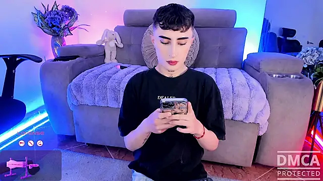 Snapshot of SebastianHilton chatting on 04.17.26 SebastianHilton online show from 04.17.26