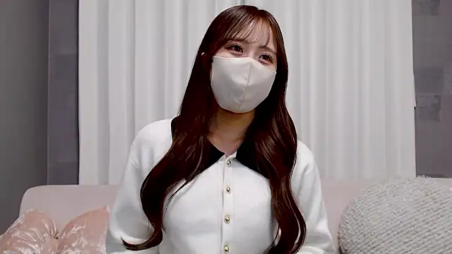  YUI CHAN  online show from 12.22.25