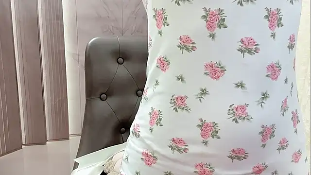 Shenlly online show from 04.11.26