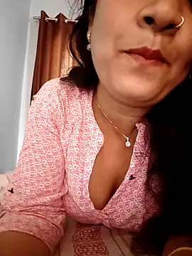 Snapshot of CUTE-PX chatting on 09.24.25 CUTE-PX online show from 09.24.25