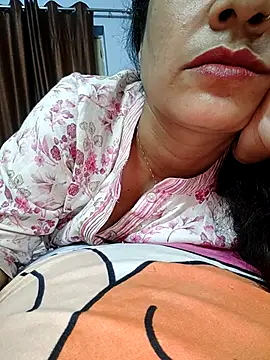 Snapshot of CUTE-PX chatting on 09.30.25 CUTE-PX online show from 09.30.25