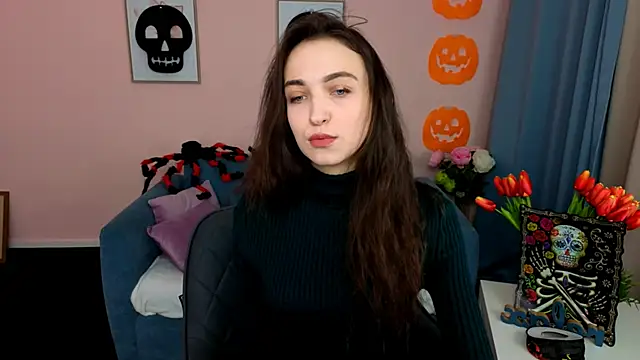 EllaSteele online show from 10.24.25
