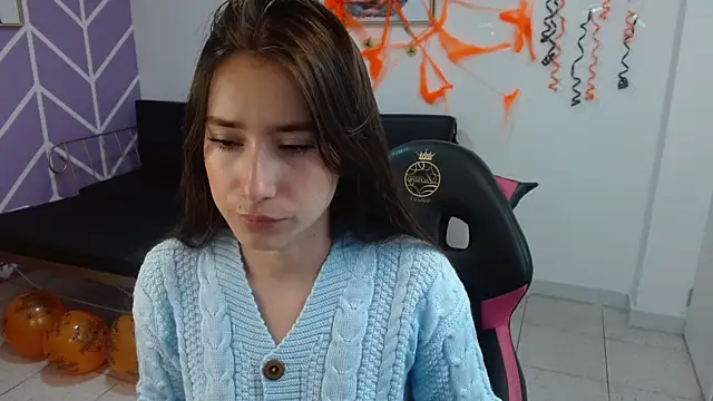 Adhara Kitten online show from 10.28.25