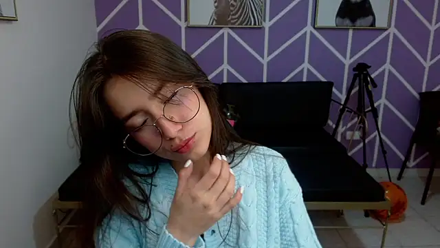 Adhara Kitten online show from 11.08.25