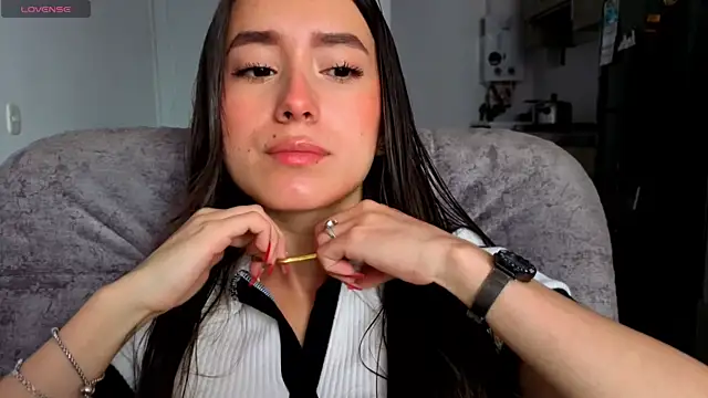 Snapshot of Adhara_Kitten chatting on 06.16.26 Adhara Kitten online show from 06.16.26
