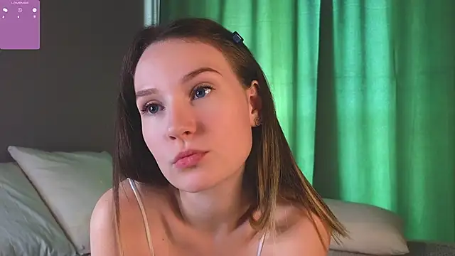 QueenieHathaway online show from 09.20.25