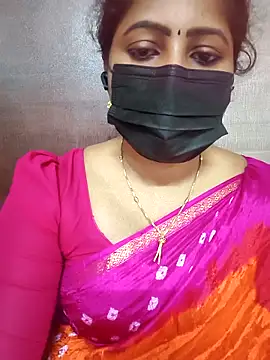 Snapshot of vasundhara26 chatting on 04.04.26 vasundhara26 online show from 04.04.26
