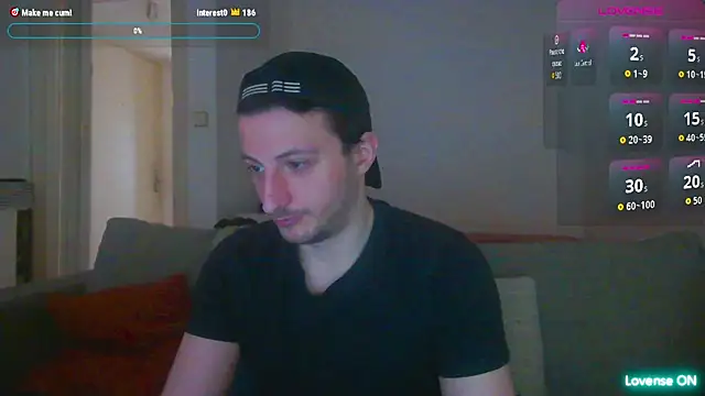 Snapshot of ShadySinnermann chatting on 10.25.25 ShadySinnermann online show from 10.25.25