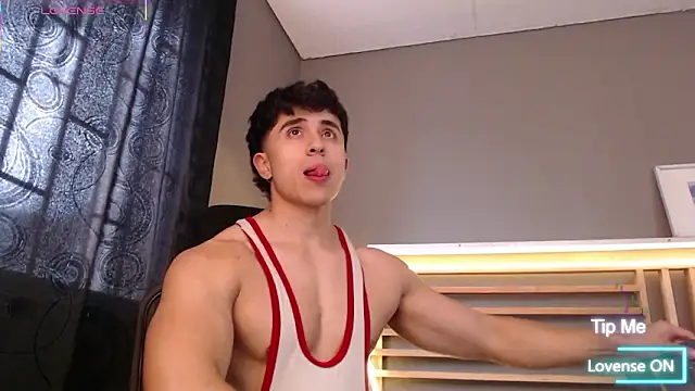 Snapshot of PaulEvens chatting on 02.03.26 PaulEvens online show from 02.03.26