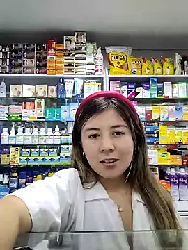 Snapshot of Sophie_del_Castillo chatting on 10.19.25 Sophie del Castillo online show from 10.19.25