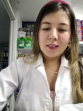 Snapshot of Sophie_del_Castillo chatting on 11.20.25 Sophie del Castillo online show from 11.20.25