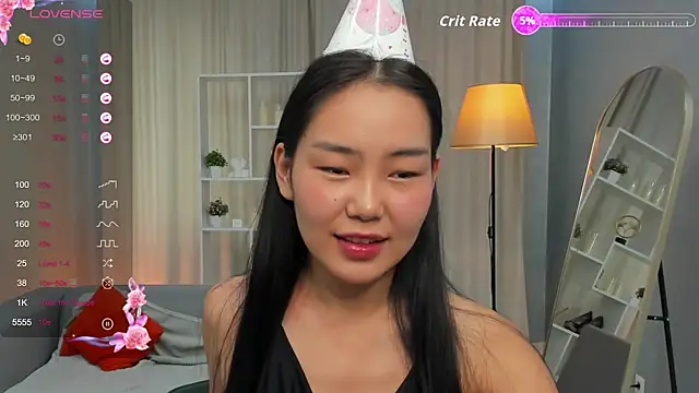 Snapshot of AsianCheek chatting on 09.30.25 AsianCheek online show from 09.30.25
