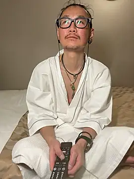 uta002418 online show from 07.19.26