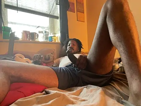 Snapshot of viceutk1 chatting on 09.16.25 viceutk1 online show from 09.16.25