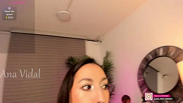 Miss norway online show from 10.14.25