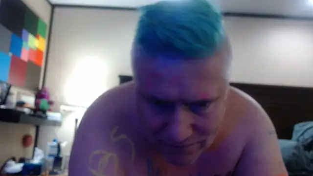 Snapshot of sphspunsub chatting on 10.03.25 sphspunsub online show from 10.03.25