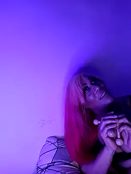 Snapshot of iamlalamilano chatting on 02.14.26 iamlalamilano online show from 02.14.26