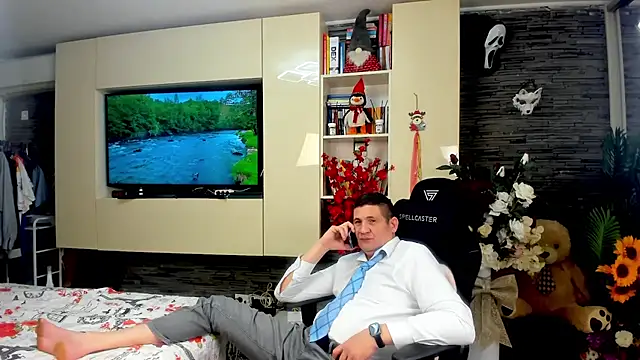 SpartacusDaddy48 online show from 04.15.26