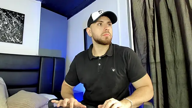 Maximo Wolff online show from 09.19.25