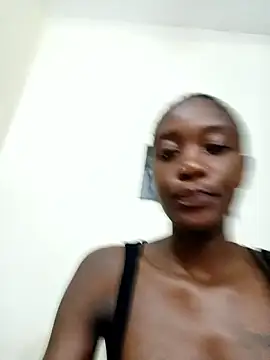 Miss-Hennessy online show from 03.25.26