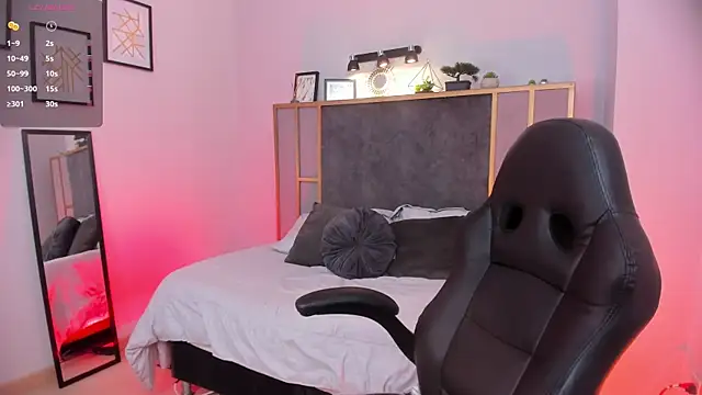 Snapshot of Azurra_amatto2 chatting on 02.19.26 Azurra amatto2 online show from 02.19.26